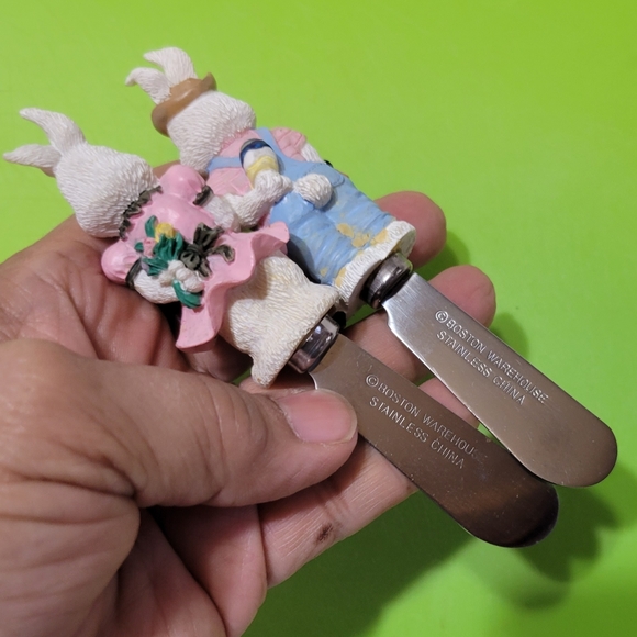 Boston Warehouse Pair of Easter Bunny Spreaders & Wood Easter Theme Tic Tac Toe - Picture 3 of 9